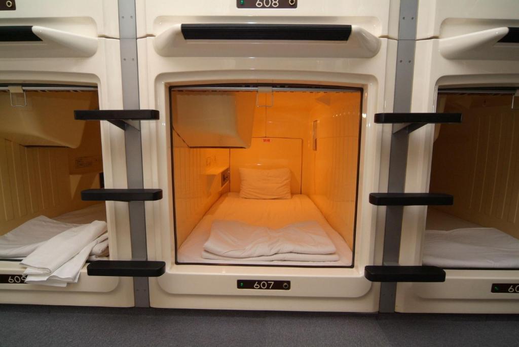 Capsule Hotel&Sauna Ikebukuro Plaza Tokio Habitación foto